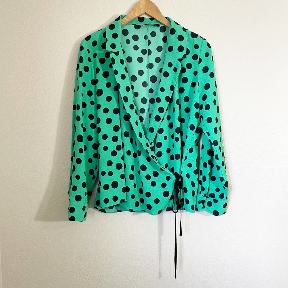 ZARA Green w/ Black Polka Dot 3/4 Sleeve, Side Tie Closure Large